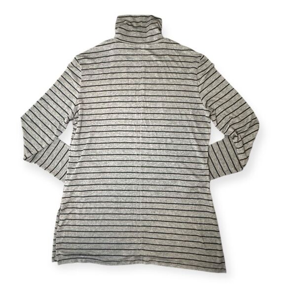ATHLETA Women’s Gray Black Stripe Threadlight Long Sleeve Turtleneck Top Size Sm - Picture 3 of 7